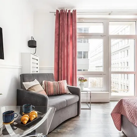 Апартаменты Charming In The Center