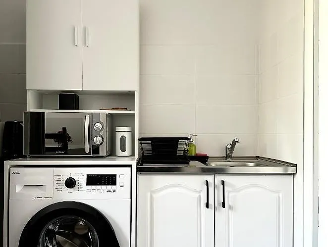 Charming In The Center Apartment *